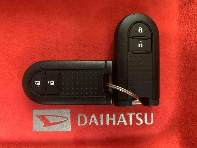 ブーンシルク　Ｇパッケージ　ＳＡII　ナビ　タイヤ新品　保証付きまごころ保証１年付き　記録簿　取扱説明書　衝突被害軽減システム　スマートキー　アルミホイール　レーンアシスト　エアバッグ　エアコン　パワーステアリング　パワーウィンドウ　ＡＢＳ　ドラレコ（静岡県）の中古車