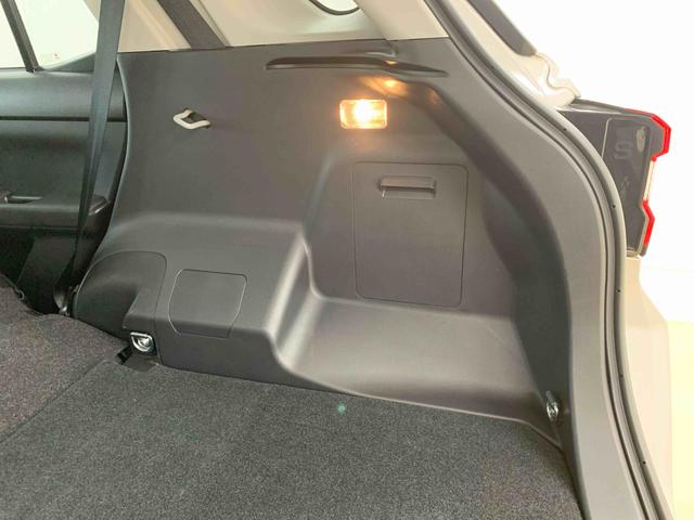 ロッキープレミアムＧ　ＨＥＶ　タイヤ新品　保証付きＥＴＣ　ディスプレイオーディオ（静岡県）の中古車