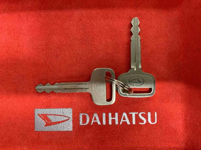 ハイゼットトラックスタンダード　ラジオ　保証付きバッテリー　エアコンフィルター交換済み（静岡県）の中古車