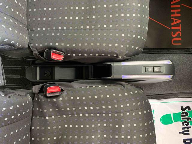 タントエグゼカスタムＲＳ　タイヤ新品　保証付きナビ（静岡県）の中古車