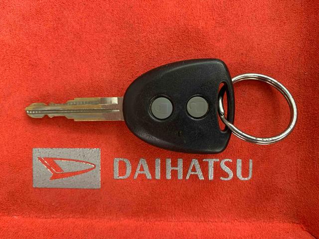 ムーヴＬ　ＣＤ　タイヤ新品　保証付き（静岡県）の中古車