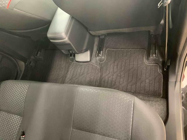 ロッキーＧ　タイヤ新品　４ＷＤ　保証付きまごころ保証１年付き　記録簿　取扱説明書　ナビ　バックカメラ　　衝突被害軽減システム　スマートキー　オートマチックハイビーム　ＥＴＣ　アルミホイール　ターボ　レーンアシスト　エアバッグ　エアコン（静岡県）の中古車