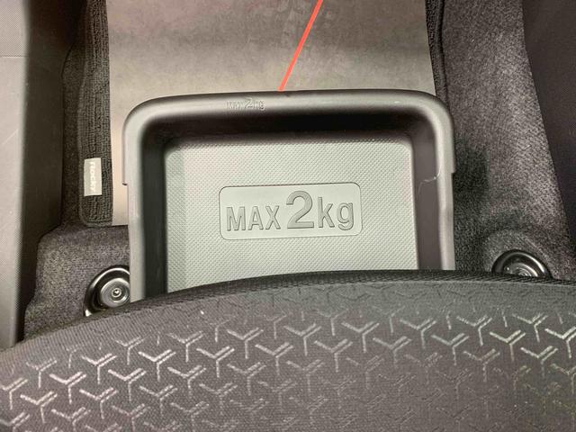 ロッキーＧ　タイヤ新品　４ＷＤ　保証付きまごころ保証１年付き　記録簿　取扱説明書　ナビ　バックカメラ　　衝突被害軽減システム　スマートキー　オートマチックハイビーム　ＥＴＣ　アルミホイール　ターボ　レーンアシスト　エアバッグ　エアコン（静岡県）の中古車