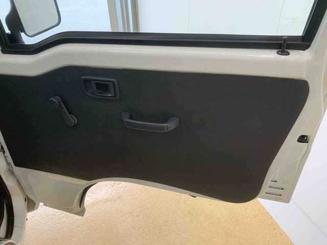 ハイゼットトラックスペシャル　ラジオ　バッテリー新品４ＷＤ　５ＭＴ　保証付き　記録簿　取扱説明書（静岡県）の中古車