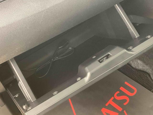 タントカスタムＲＳ　ＳＡII　ナビ　保証付きまごころ保証１年付き　記録簿　取扱説明書　バックカメラ　衝突被害軽減システム　スマートキー　アルミホイール　ターボ　レーンアシスト　エアバッグ　エアコン　パワーステアリング　パワーウィンドウ　ＡＢＳ（静岡県）の中古車