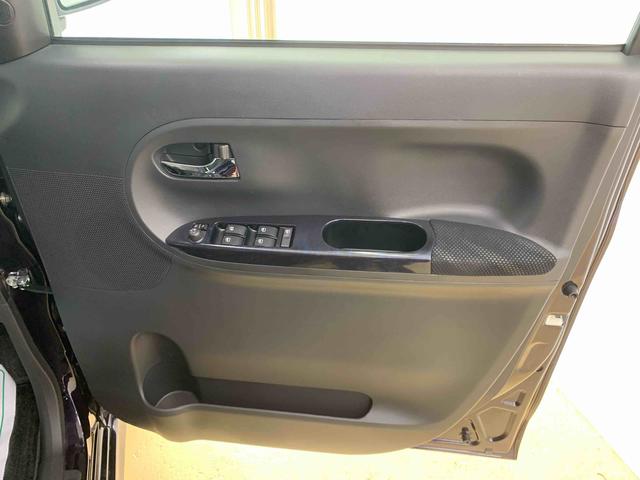 タントカスタムＸ　トップエディションＳＡII　ナビ　保証付きバックカメラ（静岡県）の中古車
