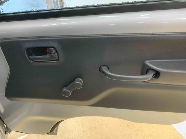 キャリイトラックＫＣエアコン・パワステ農繁仕様　パートタイム４ＷＤ　保証付き５ＭＴ　ラジオ（静岡県）の中古車