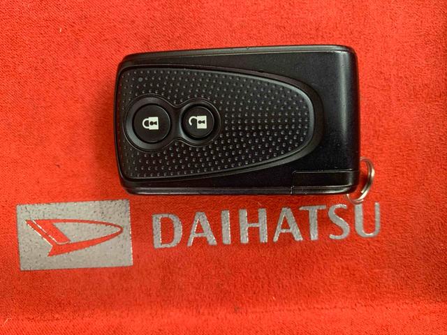 ムーヴＸターボ　スマートセレクションＳＡ　タイヤ新品　保証付きＣＤ（静岡県）の中古車