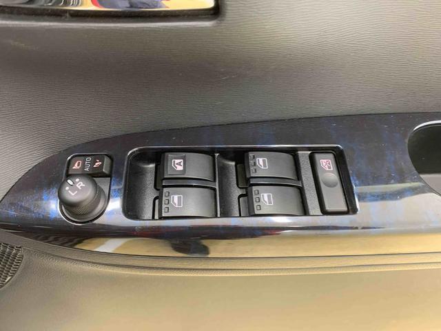 タントカスタムＲＳ　ターボ　トップエディションＳＡII　保証付きまごころ保証１年付き記録簿取扱説明書　ナビ　バックカメラ衝突被害軽減システム　スマートキー　ＥＴＣ　アルミホイール　レーンアシスト　ワンオーナー　エアバッグ　エアコン　パワーステアリング　後席モニター（静岡県）の中古車