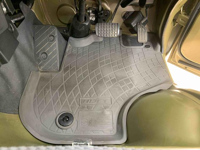 ハイゼットトラックジャンボＳＡIIIｔ　タイヤ新品　４ＷＤ　保証付きまごころ保証１年付き　記録簿　取扱説明書　ＡＴ　ナビ　衝突被害軽減システム　キーレスエントリー　レーンアシスト　エアバッグ　エアコン　パワーステアリング　パワーウィンドウ　ＡＢＳ（静岡県）の中古車