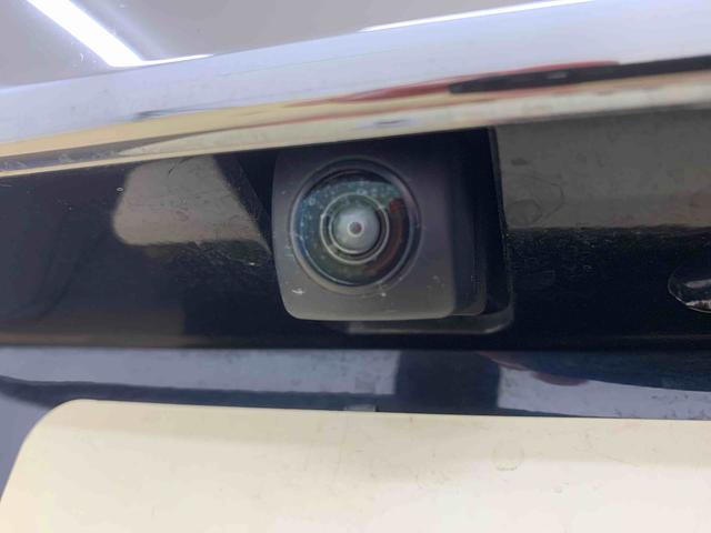 Ｎ−ＢＯＸカスタムＬ　ナビ　ドラレコ　保証付きまごころ保証１年付き　記録簿　取扱説明書　　バックカメラ　スマートキー　アルミホイール　エアバッグ　エアコン　パワーステアリング　パワーウィンドウ　ＡＢＳ（静岡県）の中古車