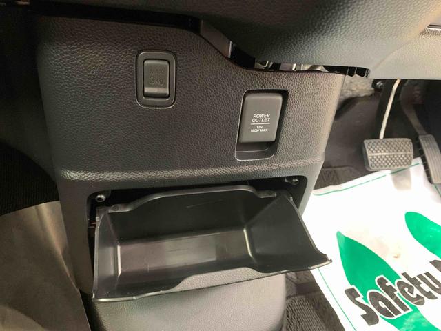 Ｎ−ＢＯＸカスタムＬ　ナビ　ドラレコ　保証付きまごころ保証１年付き　記録簿　取扱説明書　　バックカメラ　スマートキー　アルミホイール　エアバッグ　エアコン　パワーステアリング　パワーウィンドウ　ＡＢＳ（静岡県）の中古車