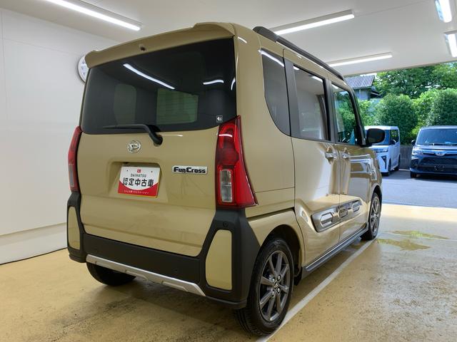 タントファンクロス（静岡県）の中古車