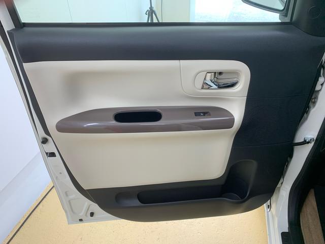 ムーヴキャンバスＧメイクアップ　ＳＡII　　社外ナビ　保証付きバックカメラ（静岡県）の中古車