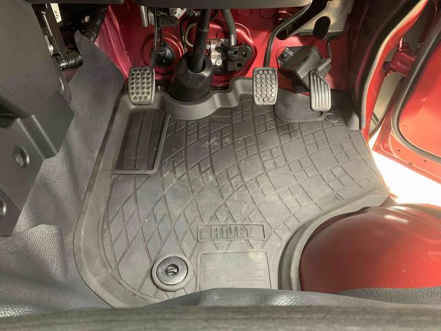 ハイゼットトラックジャンボエクストラ　４ＷＤ　５ＭＴ　保証付きまごころ保証１年付き　記録簿　取扱説明書　ディスプレイオーディオ　衝突被害軽減システム　スマートキー　オートマチックハイビーム　レーンアシスト　エアバッグ　エアコン　パワーステアリング（静岡県）の中古車