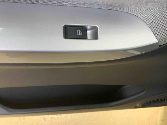 キャストアクティバＧ　ＳＡIII　タイヤ新品　保証付き社外ナビ　ＥＴＣ　バックカメラ（静岡県）の中古車