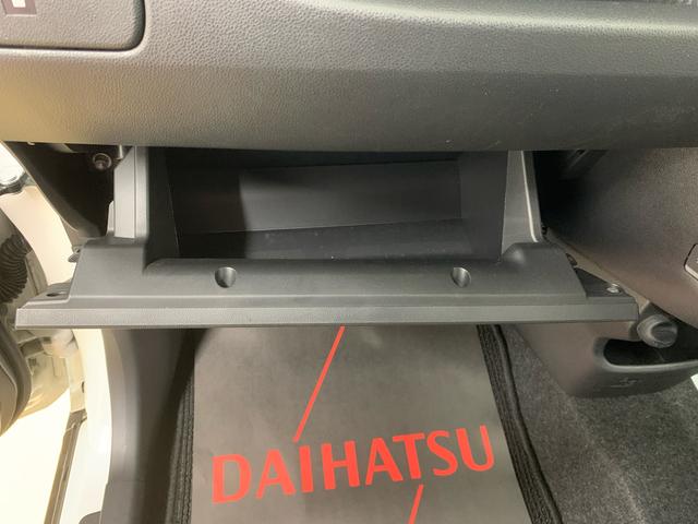 キャストアクティバＧ　ＳＡIII　タイヤ新品　保証付き社外ナビ　ＥＴＣ　バックカメラ（静岡県）の中古車