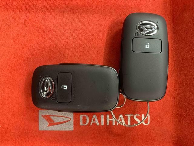 ロッキープレミアムG HEV タイヤ新品 保証付きまごころ保証1年付き 記録簿 取扱説明書 ナビ ドラレコ バックカメラ 衝突被害軽減システム スマートキー オートマチックハイビーム アルミホイール レーンアシスト ワンオーナー エアバッグ エアコン(静岡県)の中古車