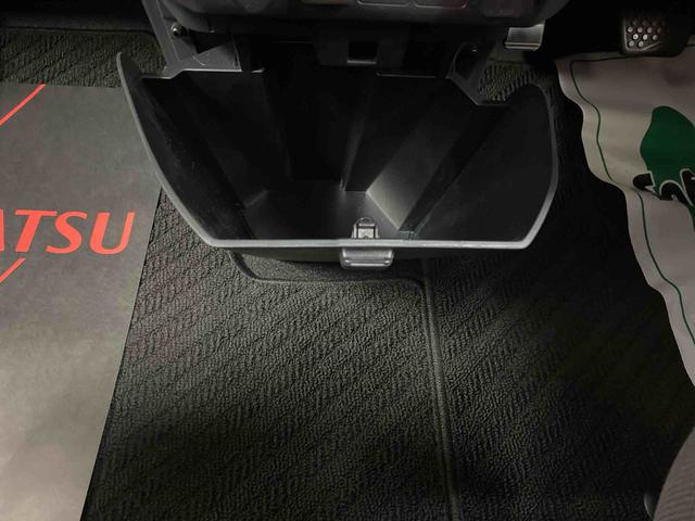 トールＸ　ナビ　保証付きまごころ保証１年付き　記録簿　取扱説明書　ＥＴＣ　バックカメラ　スマートキー　ワンオーナー　エアバッグ　エアコン　パワーステアリング　パワーウィンドウ　ＡＢＳ（静岡県）の中古車