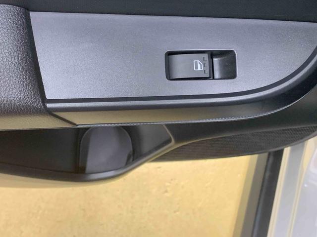 ロッキープレミアムＧ　ＨＥＶ　タイヤ新品　保証付き９インチナビ　テレコン（静岡県）の中古車