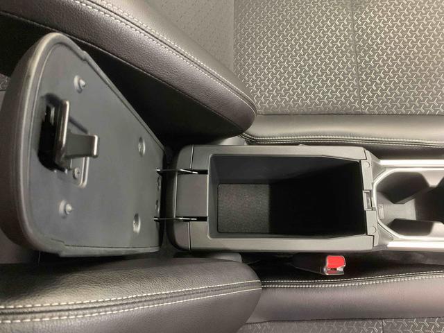 ロッキープレミアムＧ　ＨＥＶ　タイヤ新品　保証付き９インチナビ　テレコン（静岡県）の中古車