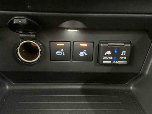 ロッキープレミアムＧ　ＨＥＶ　タイヤ新品　保証付き９インチナビ　テレコン（静岡県）の中古車