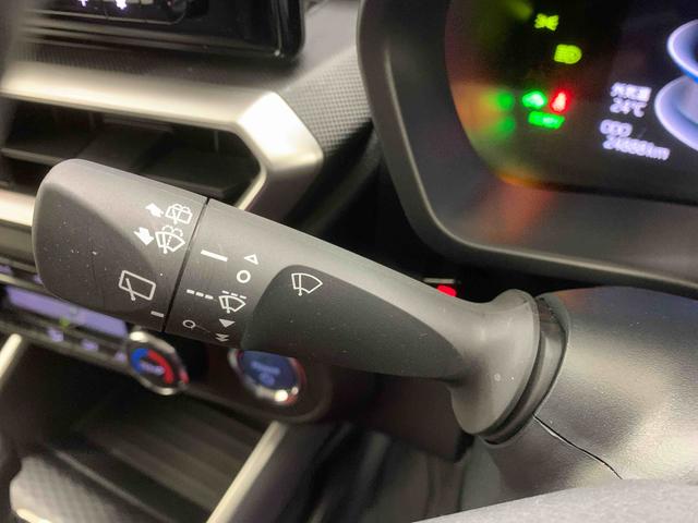 ロッキープレミアムＧ　ＨＥＶ　タイヤ新品　保証付き９インチナビ　テレコン（静岡県）の中古車