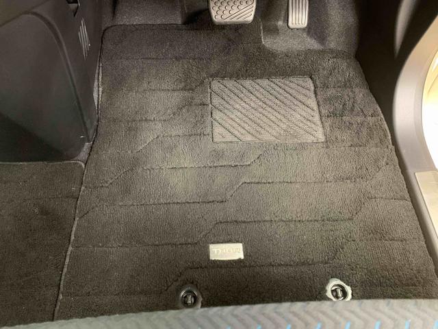 トールカスタムＧ　タイヤ新品　保証付きナビ　ドラレコ　バックカメラ（静岡県）の中古車