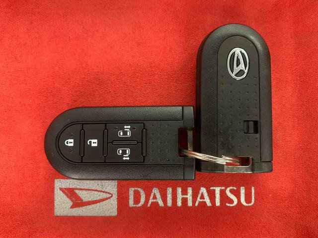 ムーヴキャンバスＸリミテッドメイクアップ　ＳＡII　　タイヤ新品　保証付きナビ　ＥＴＣ　バックカメラ（静岡県）の中古車