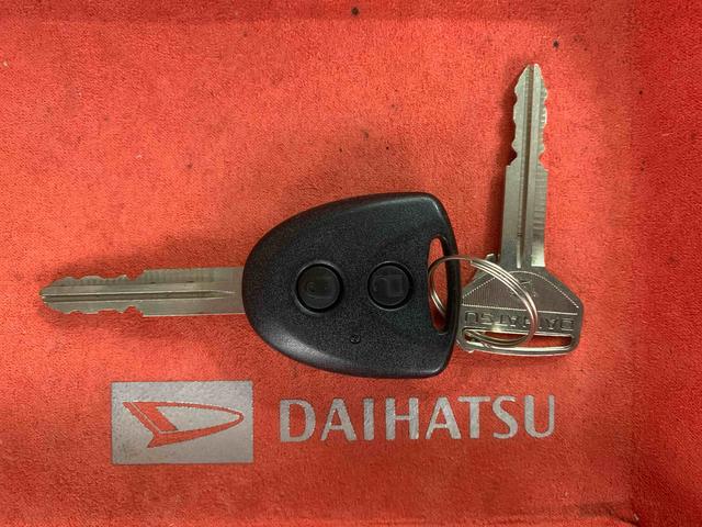 タントＬリミテッドＳＡIII　タイヤ新品　保証付きナビ　バックカメラ（静岡県）の中古車