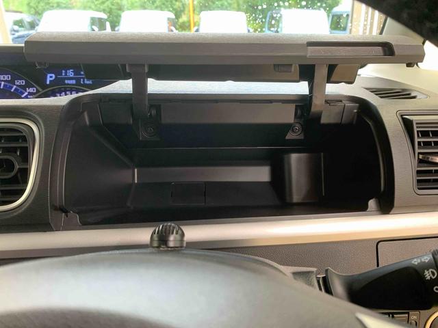 タントカスタムＲＳトップエディションＶＳ　ＳＡIII　ナビ保証付きタイヤ新品　後席モニター　ドラレコ　ＥＴＣ　バックカメラ（静岡県）の中古車