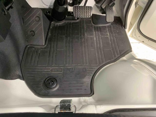ハイゼットトラックジャンボスタンダード　ラジオまごころ保証１年付き　記録簿　取扱説明書　ＣＶＴ　バッテリー新品　衝突被害軽減システム　オートマチックハイビーム　レーンアシスト　ワンオーナー　エアコン　パワーステアリング　エアバッグ　ＡＢＳ（静岡県）の中古車