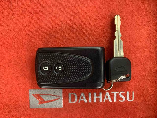ムーヴＸリミテッド　ナビ　バックモニター付　タイヤ新品　保証付きナビ　バックカメラ（静岡県）の中古車