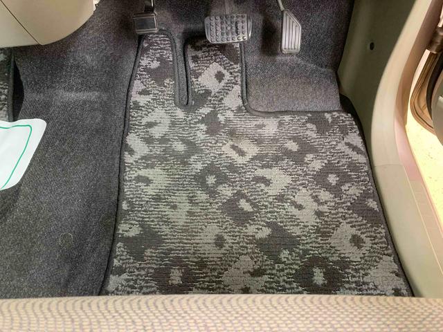 タントL タイヤ新品 保証付きナビ(静岡県)の中古車