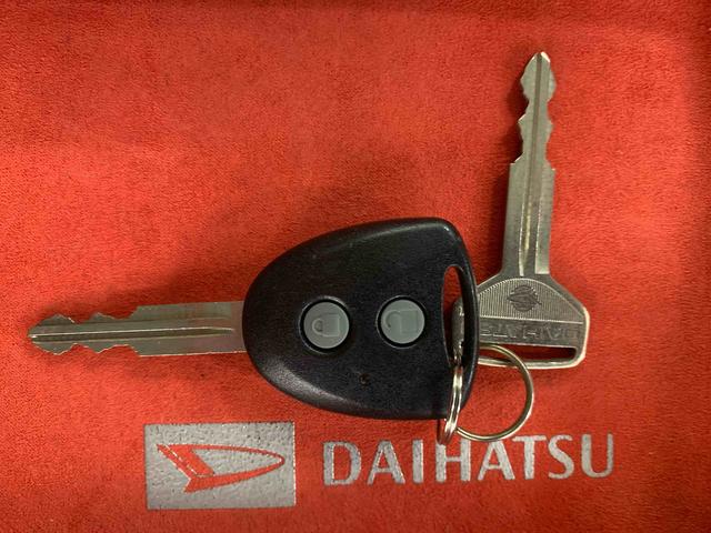 タントL タイヤ新品 保証付きナビ(静岡県)の中古車