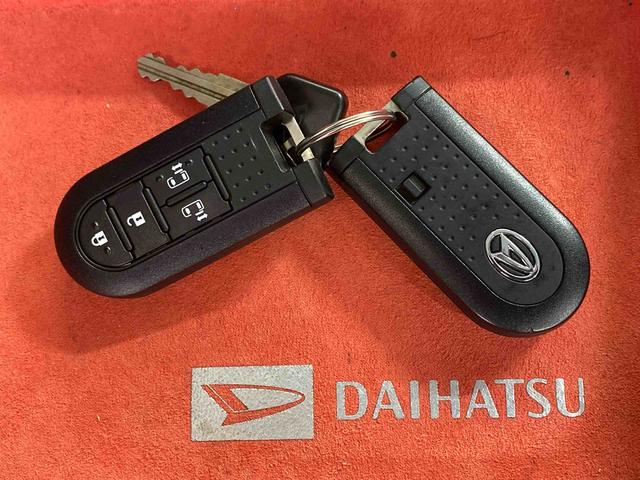 トールカスタムＧ　ターボ　ＳＡIII　　ナビまごころ保証１年付き　記録簿　取扱説明書　ドラレコ　ＥＴＣ　バックカメラ　衝突被害軽減システム　スマートキー　オートマチックハイビーム　アルミホイール　ターボ　レーンアシスト　ワンオーナー　エアバッグ（静岡県）の中古車