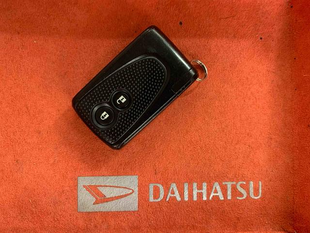 ミラココアココアプラスＸ　タイヤ新品　保証付きナビ　ドラレコ　バックカメラ（静岡県）の中古車