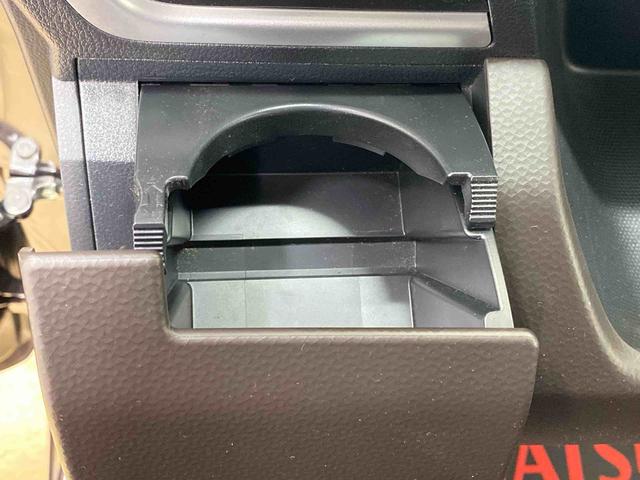 ルーミーＧ　タイヤ新品　保証付きナビ　バックカメラ（静岡県）の中古車