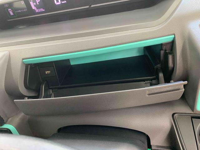 タントＸ　タイヤ新品　保証付きＣＤ（静岡県）の中古車