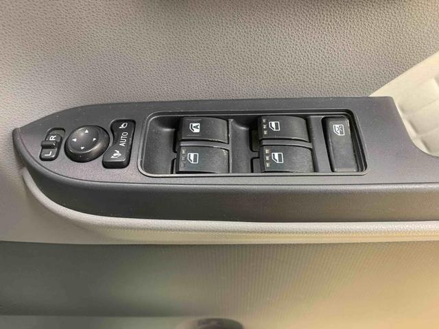 タントＸ　タイヤ新品　保証付きＣＤ（静岡県）の中古車