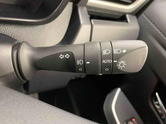 ルーミーカスタムＧ　タイヤ新品　保証付きディスプレイオーディオ　バックカメラ（静岡県）の中古車