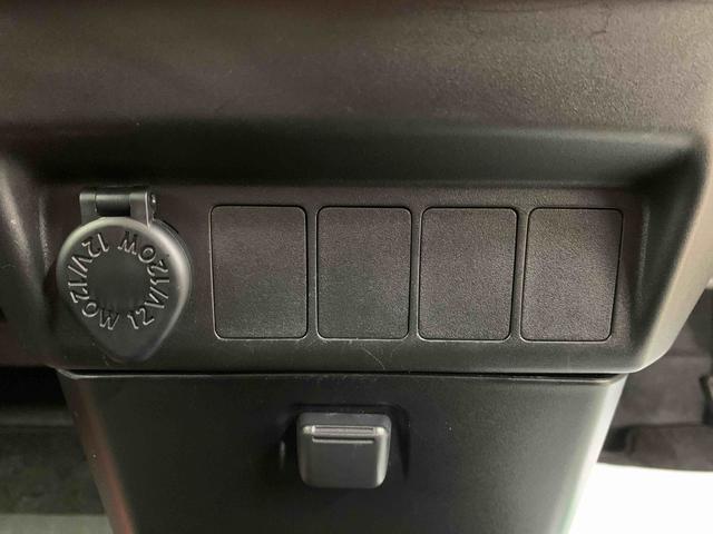 ルーミーカスタムＧ　タイヤ新品　保証付きディスプレイオーディオ　バックカメラ（静岡県）の中古車