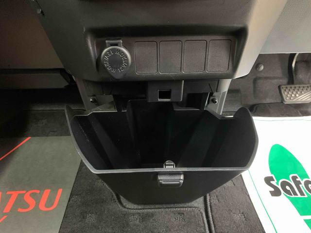 ルーミーカスタムＧ　タイヤ新品　保証付きディスプレイオーディオ　バックカメラ（静岡県）の中古車