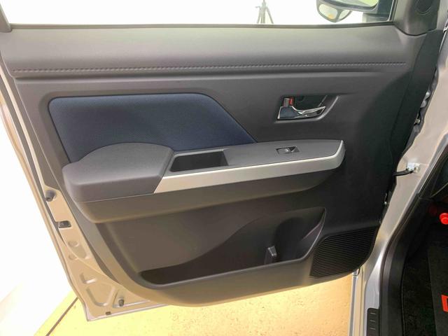 ルーミーカスタムＧ　タイヤ新品　保証付きディスプレイオーディオ　バックカメラ（静岡県）の中古車