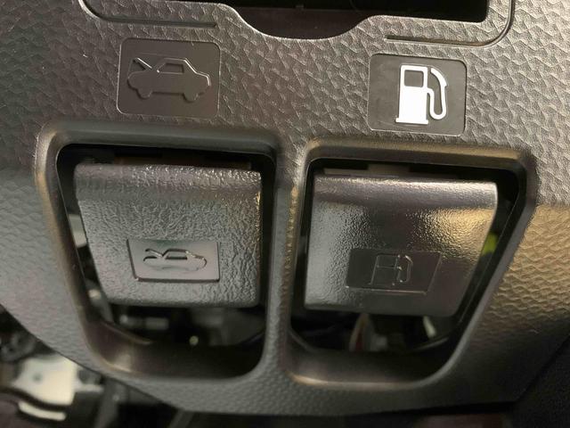 ルーミーカスタムＧ　タイヤ新品　保証付きディスプレイオーディオ　バックカメラ（静岡県）の中古車