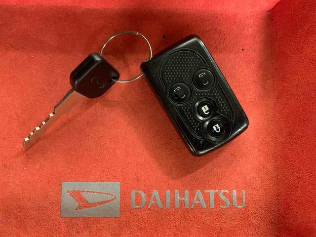 タントカスタムRS SA タイヤ新品 保証付き後席モニター ナビ ETC バックカメラ(静岡県)の中古車