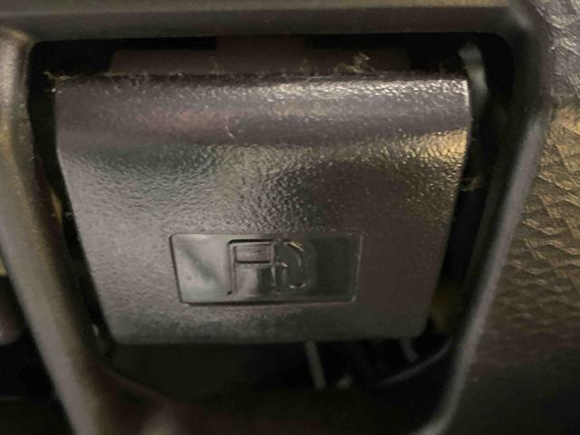 トールカスタムＧ　ターボ　ＳＡII　後席モニター　保証付きナビ　ＥＴＣ（静岡県）の中古車