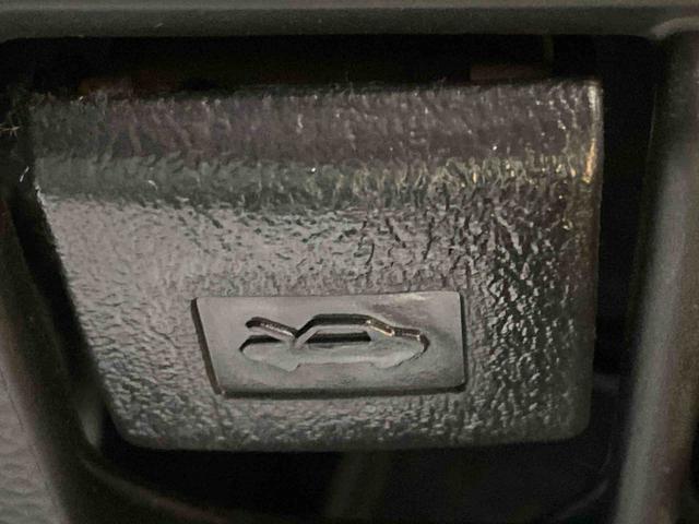 トールカスタムＧ　ターボ　ＳＡII　後席モニター　保証付きナビ　ＥＴＣ（静岡県）の中古車