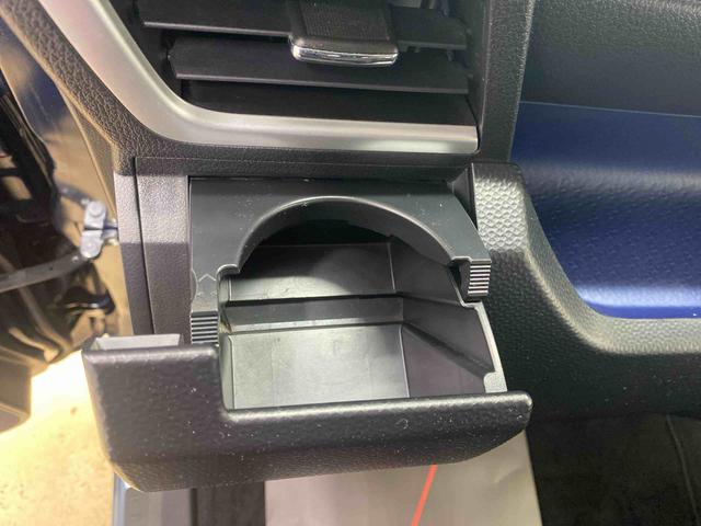 トールカスタムＧ　ターボ　ＳＡII　後席モニター　保証付きナビ　ＥＴＣ（静岡県）の中古車