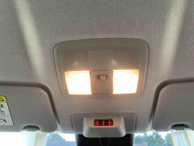 ロッキープレミアムＧ　ＨＥＶ　ナビ　保証付きバックカメラ（静岡県）の中古車